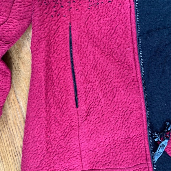 Canadian designer jersey jacket. - Picture 3 of 5